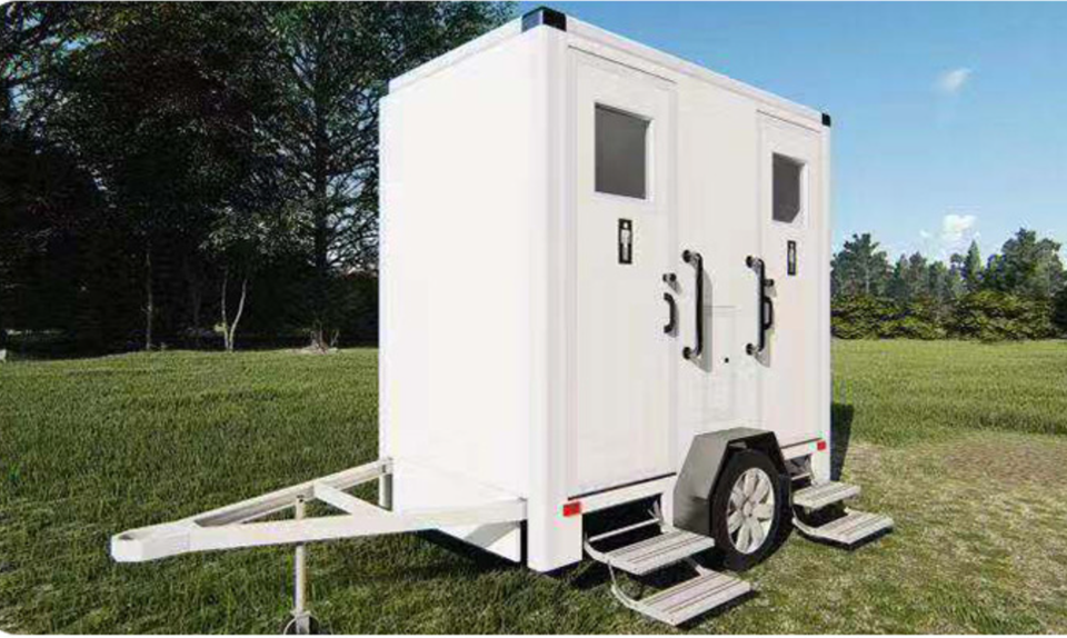 Customized Environmental Protection Plastic Trailer Mobile Outdoor Scenic Public Toilet Rental