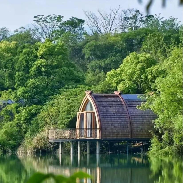 Creative Cultural Tourism Boat Houses & Wooden Houses for Garden Hotels Resort Villas Made of Solid Pine Wood