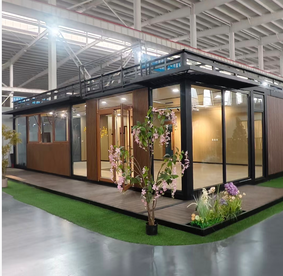 Terrace Double Wing Expansion Steel Folding Room with Eaves 2.5mm Thickness Modern Design for Hotel Bedroom Use